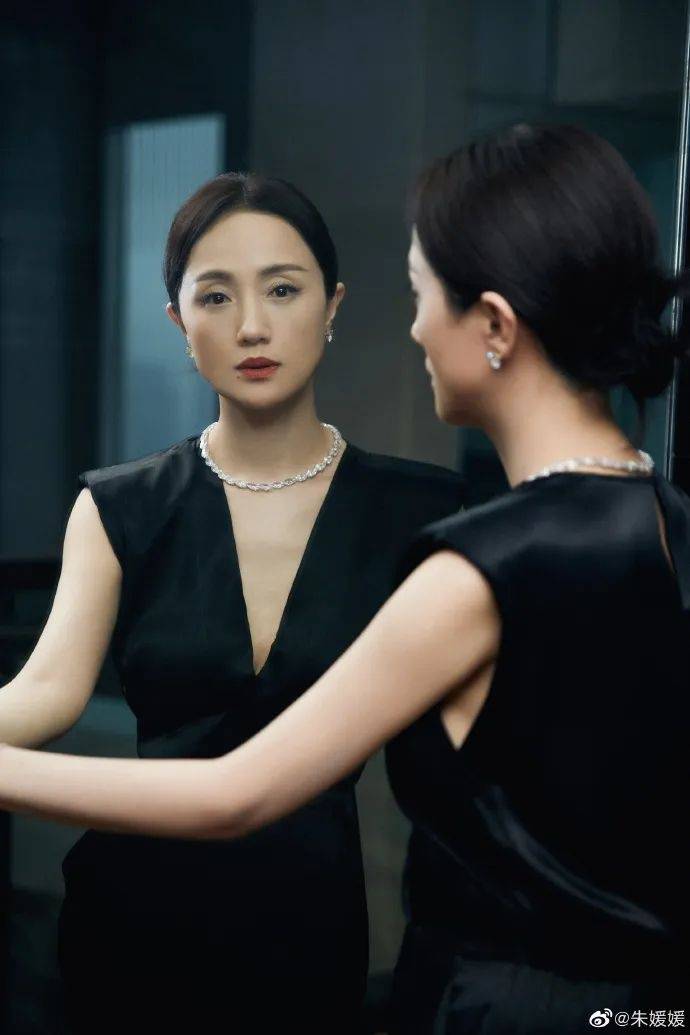 皇冠信用出租足球
_51岁女演员朱媛媛去世皇冠信用出租足球
，五一还在宣传新作，丈夫辛柏青：与癌症抗争近五年